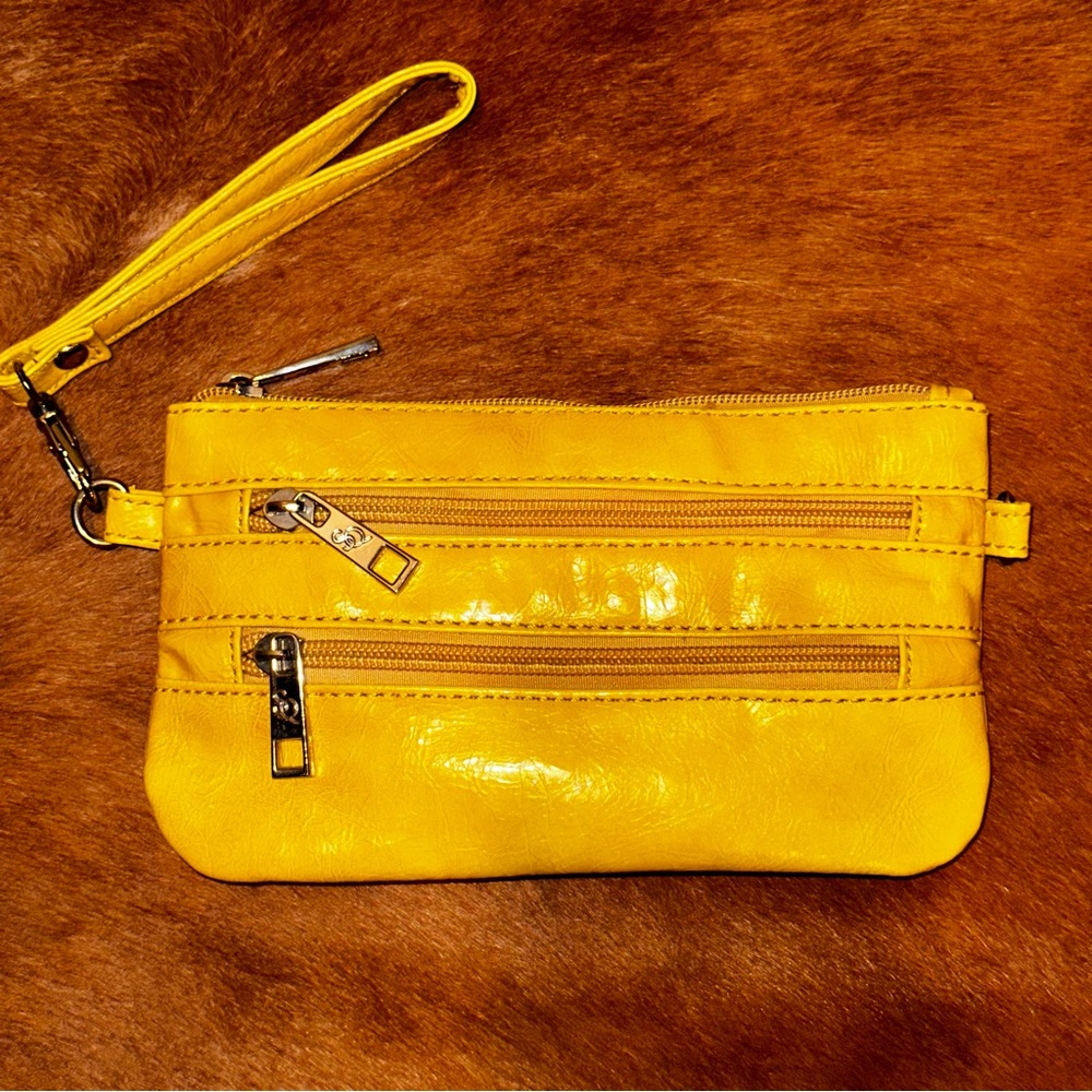 Wristlet